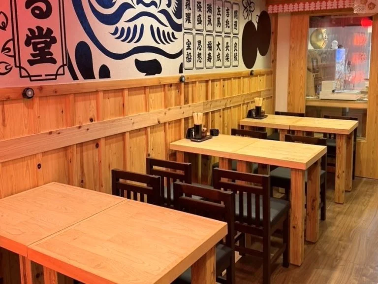 酒場 こはる堂の店内画像